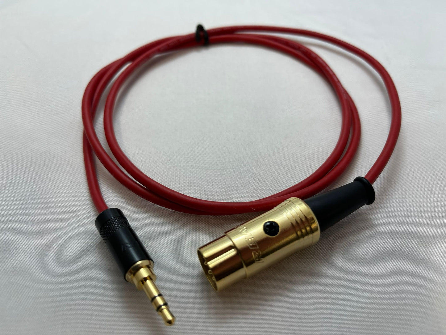 Bespoke High-End cable, Minijack to B&O BeoSound AUX In