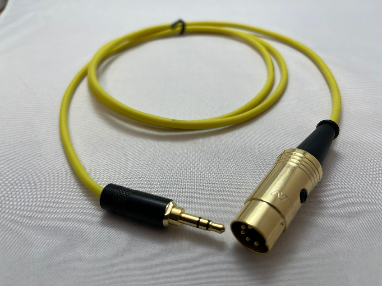 Bespoke High-End cable, Minijack to B&O BeoSound AUX In